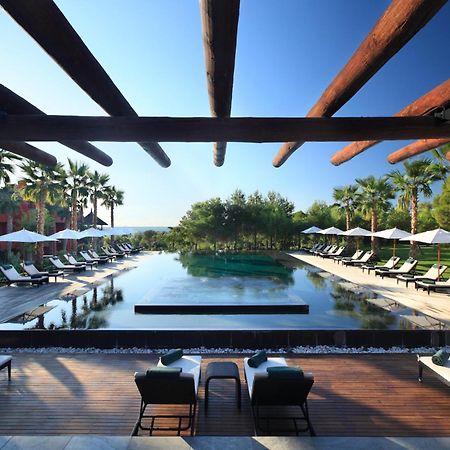 Asia Gardens Hotel & Thai Spa, A Royal Hideaway Hotel Finestrat Exterior photo The pool at the Mandarin Oriental, Bodrum