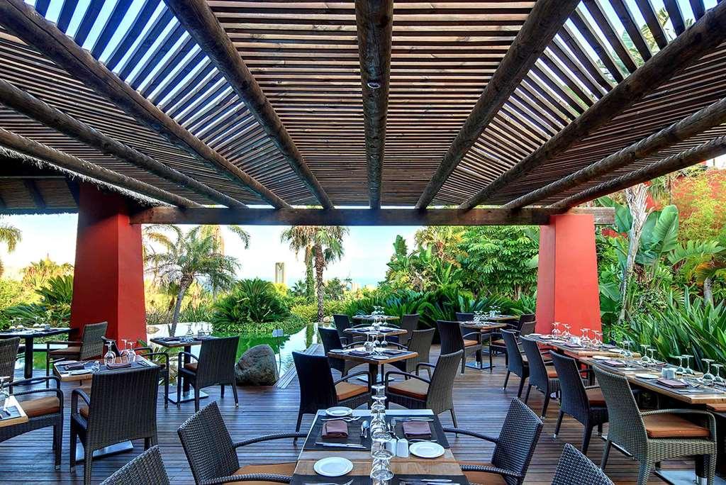 Asia Gardens Hotel & Thai Spa, A Royal Hideaway Hotel Finestrat Restaurant photo The restaurant at the hotel
