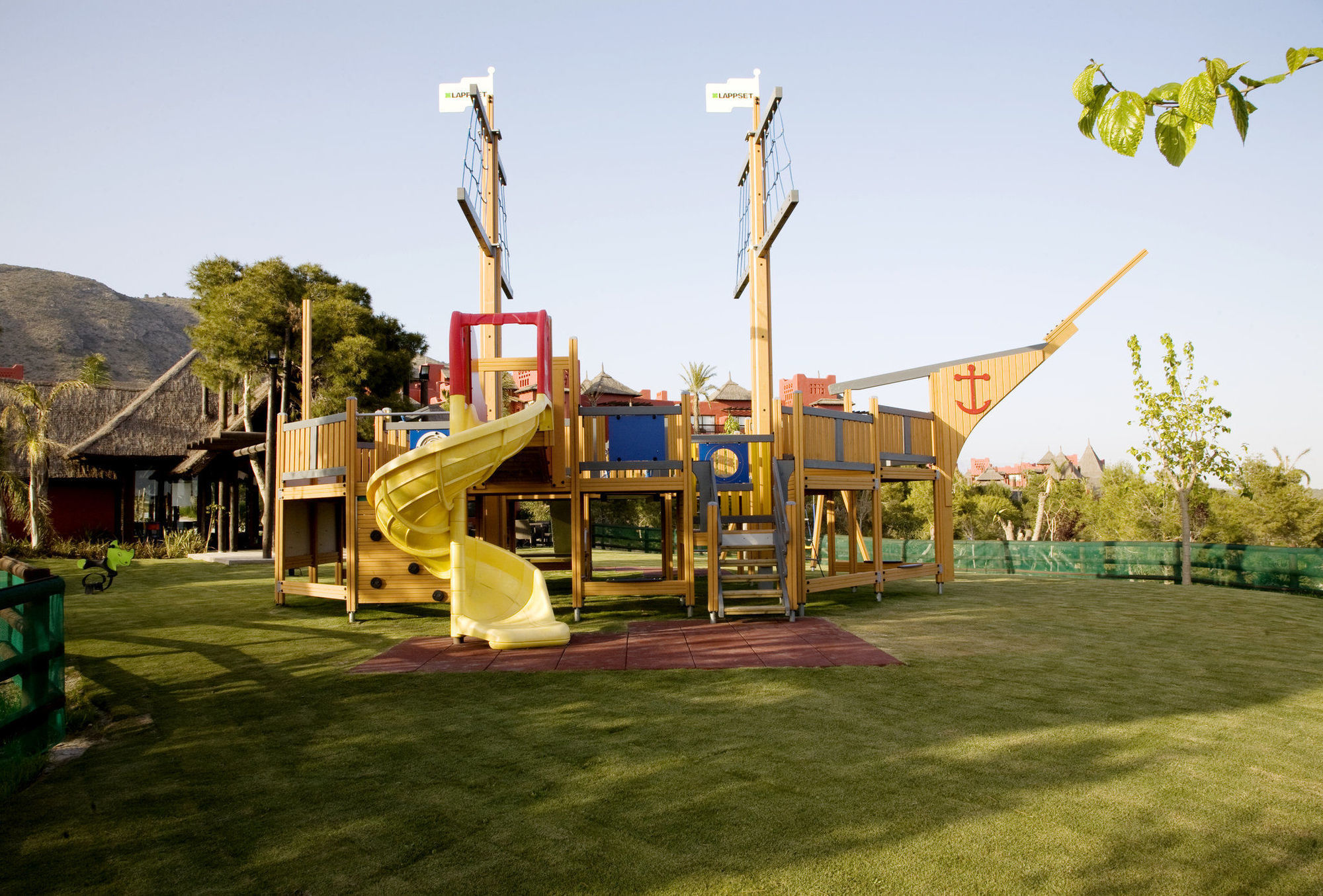 Asia Gardens Hotel & Thai Spa, A Royal Hideaway Hotel Finestrat Facilities photo Playground at the resort