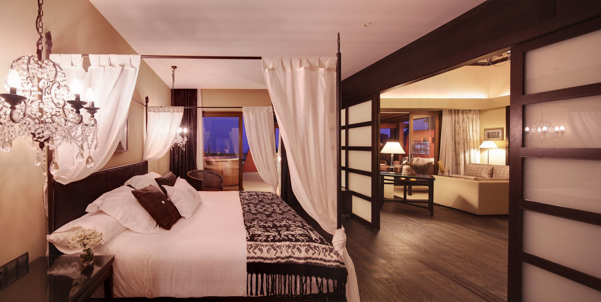 Asia Gardens Hotel & Thai Spa, A Royal Hideaway Hotel Finestrat Exterior photo A suite at the hotel
